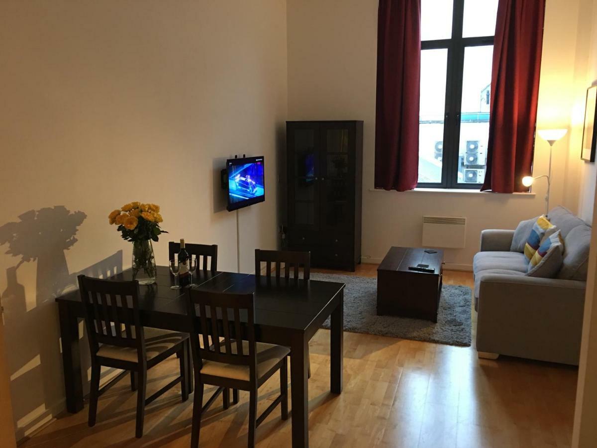 Stylish City Centre Apartment Кардиф Екстериор снимка